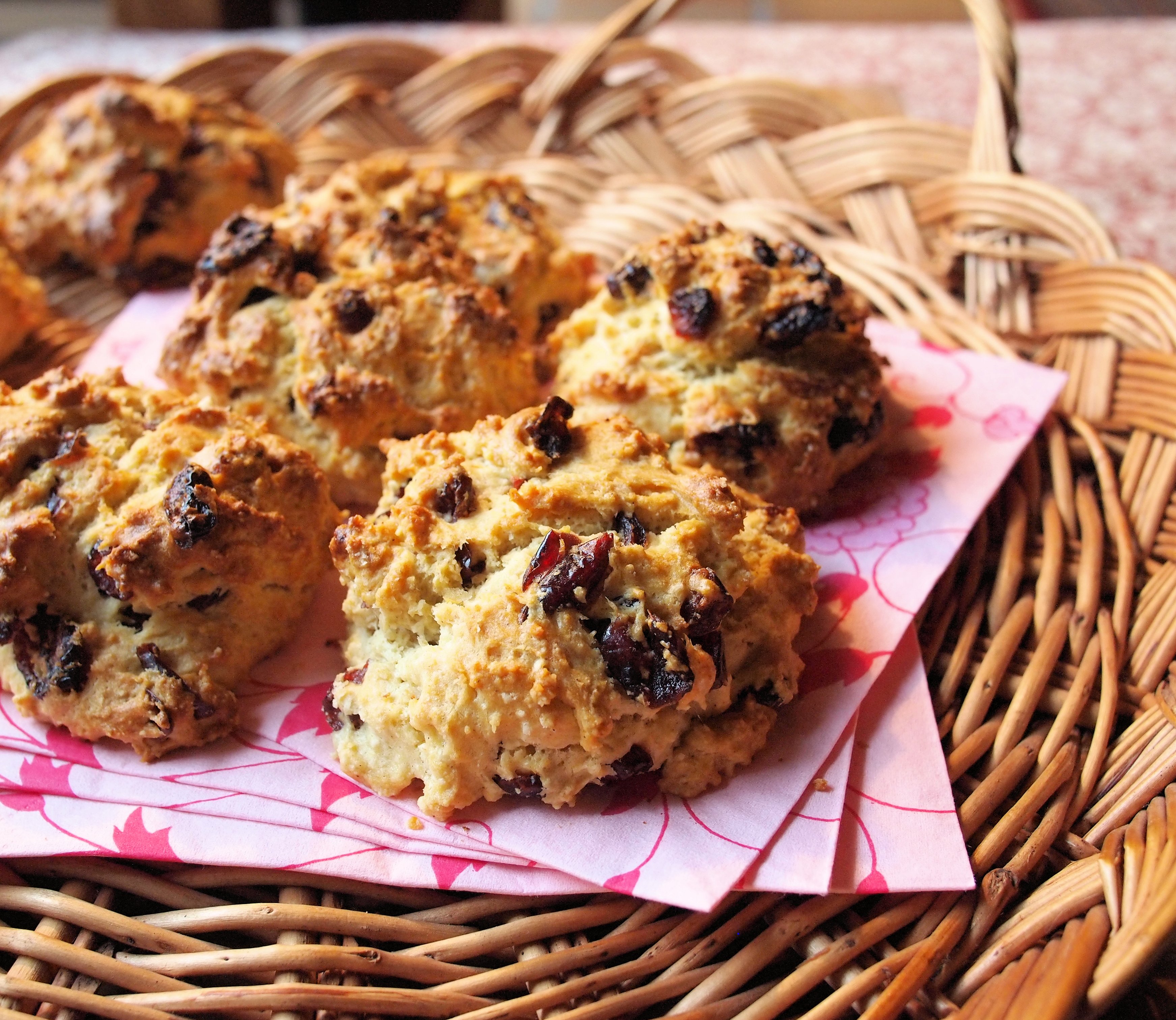 Not so Naughty Cranberry Rock Cakes/Buns for a Healthy Baking Challenge ...
