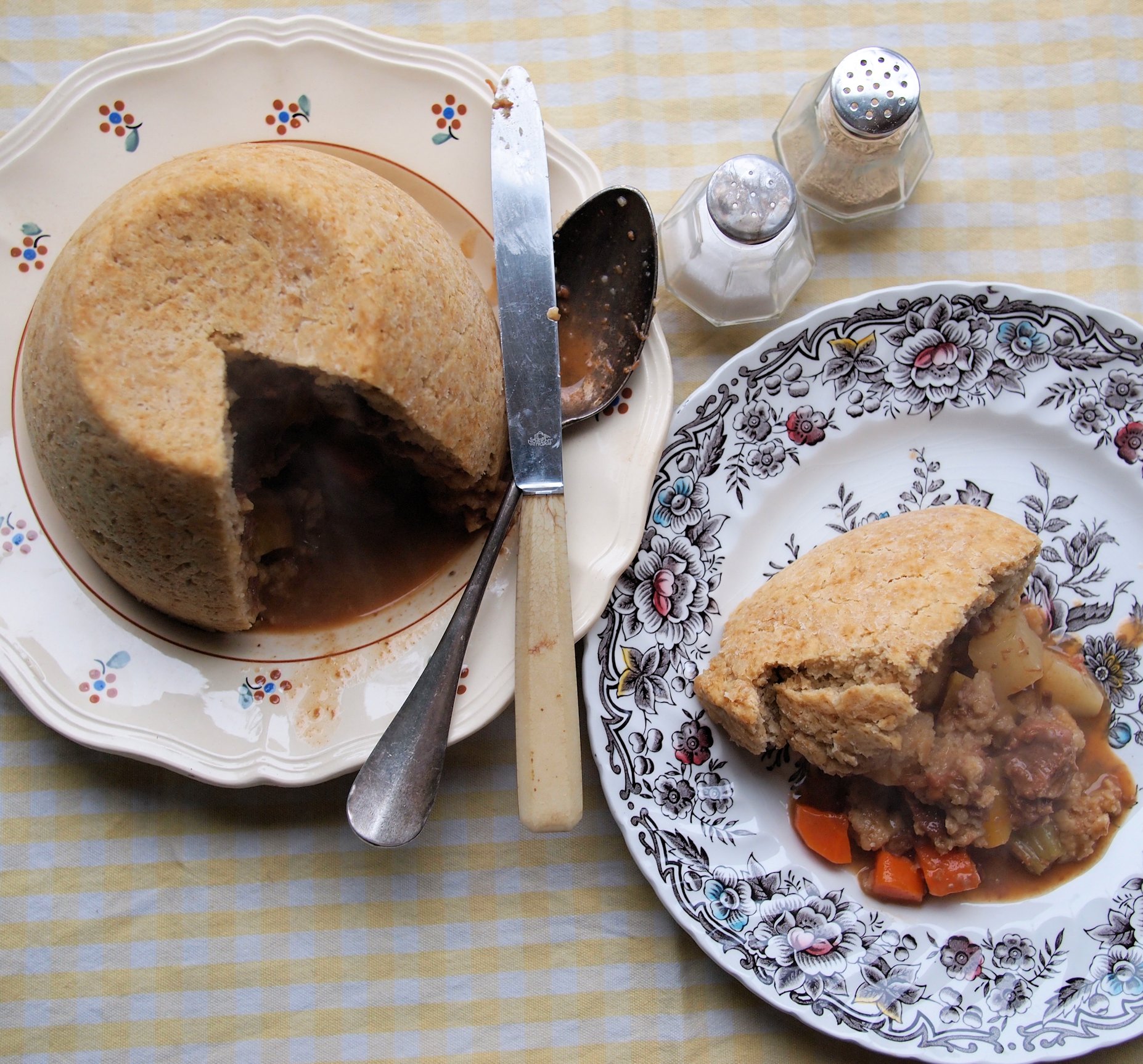 https://www.lavenderandlovage.com/2012/11/the-wartime-kitchen-day-five-and-scottish-vegetable-meat-pudding-recipe.html/olympus-digital-camera-1249