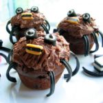 More Halloween Treats for the Children….Spooky Spider Cakes for a Howling Halloween!
