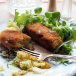 Welsh Vegetarian Sausages for a Family Supper – Glamorgan Sausages (Selsig Morgannwg)