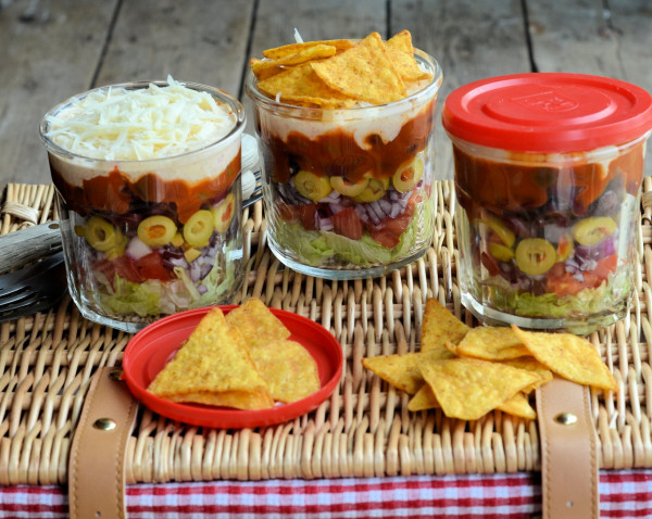 picnics lunch box and barbecue salad idea layered picnic salads in a jar recipe picnics lunch box and barbecue salad idea layered picnic salads in a jar recipe