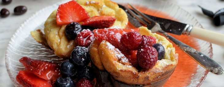 Popovers, Puddings and Chocolate! Mixed Berry and Chocolate Popovers Recipe