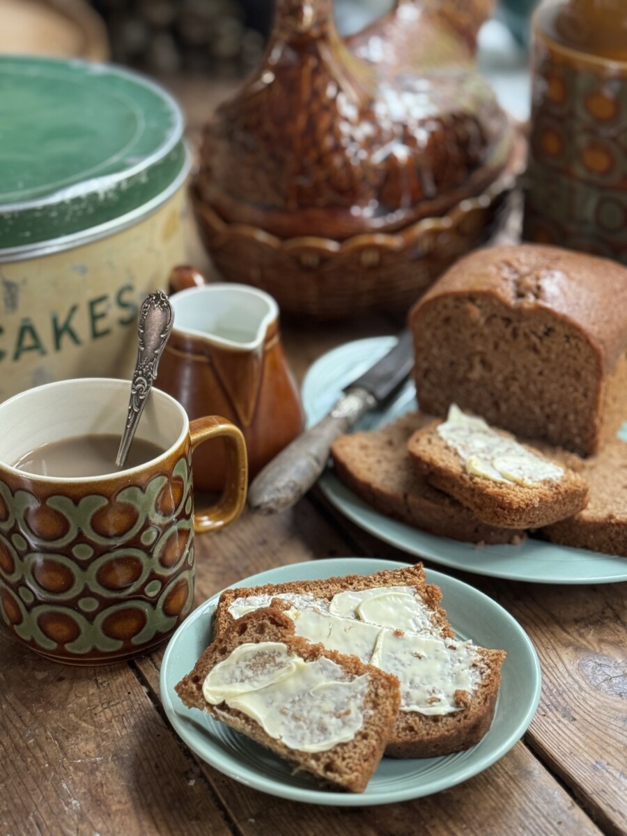 https://www.lavenderandlovage.com/2025/08/Wholemeal Carrot Cake