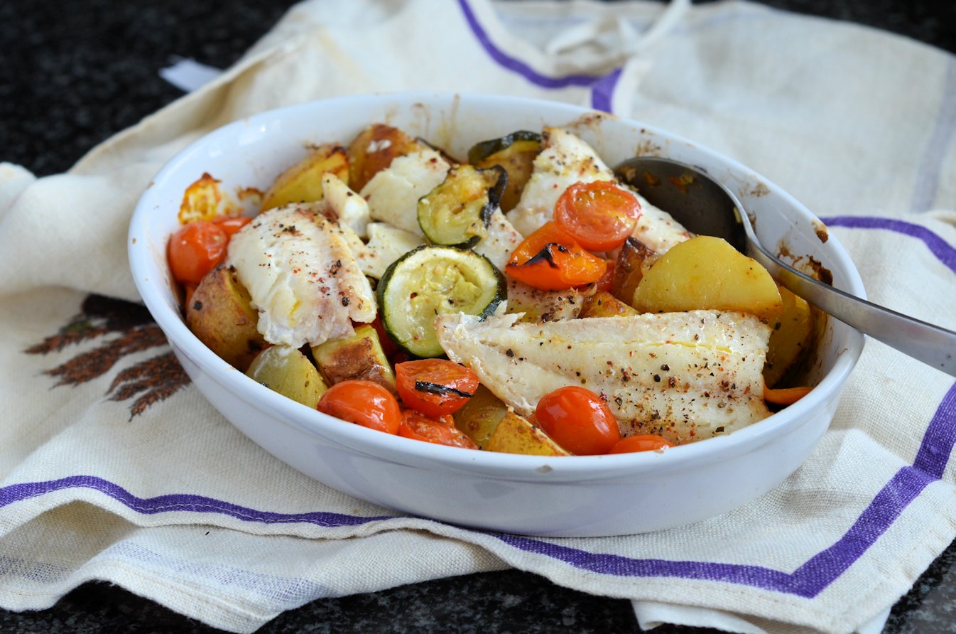 Coated in coconut then pan fried this crisp fish dish makes a speedy fish supper for two. Low Carb Haddock Recipes : Recipe: Low-Calorie Fish on Friday - Mediterranean Wild ...
