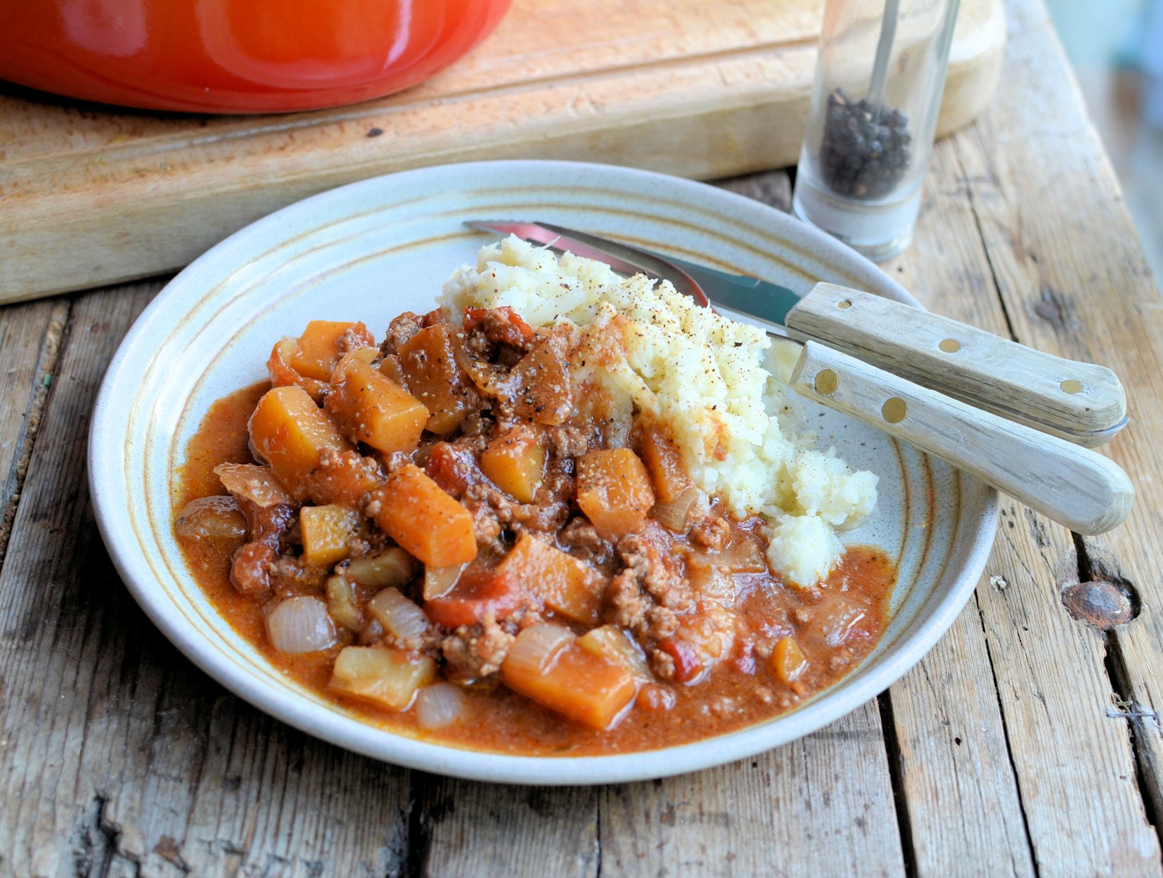 minced beef hotpot jamie oliver