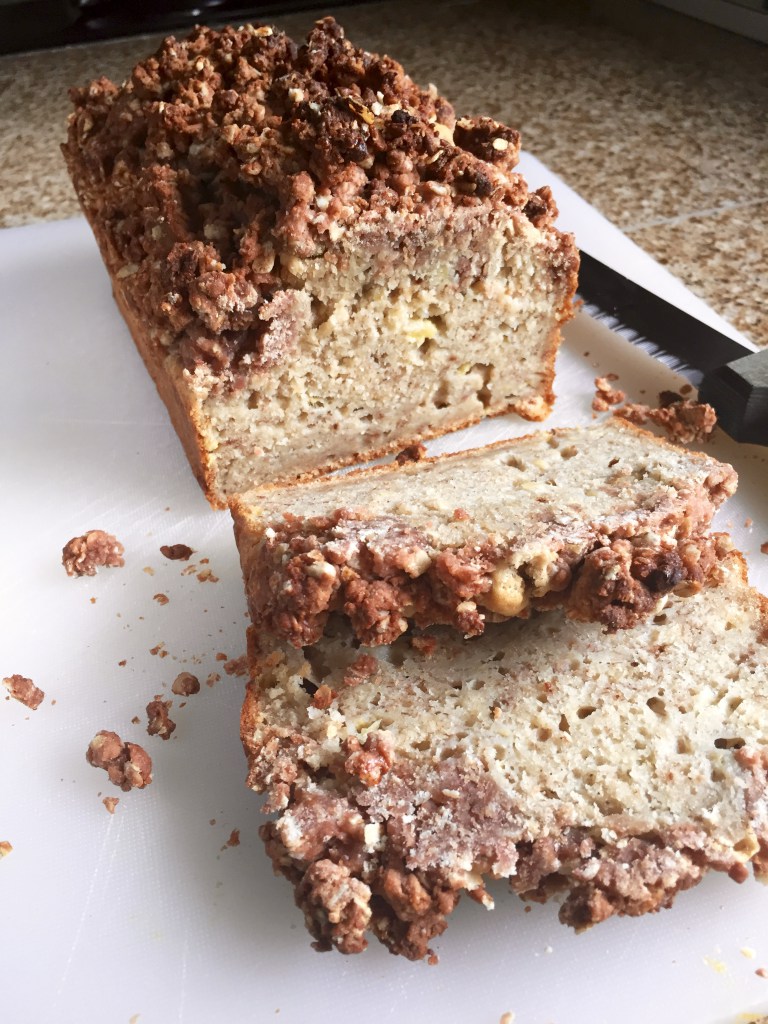 banana bread with streusel